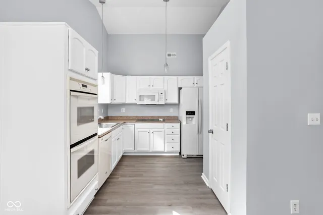 $309,000 | 2039 Autumn Faith Way, Avon, IN 46123