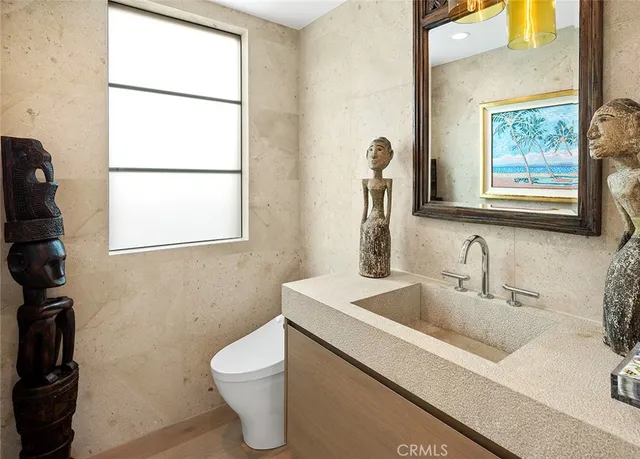 $9,250,000 | 32 Emerald Bay, Laguna Beach, CA 92651