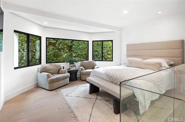 $9,250,000 | 32 Emerald Bay, Laguna Beach, CA 92651