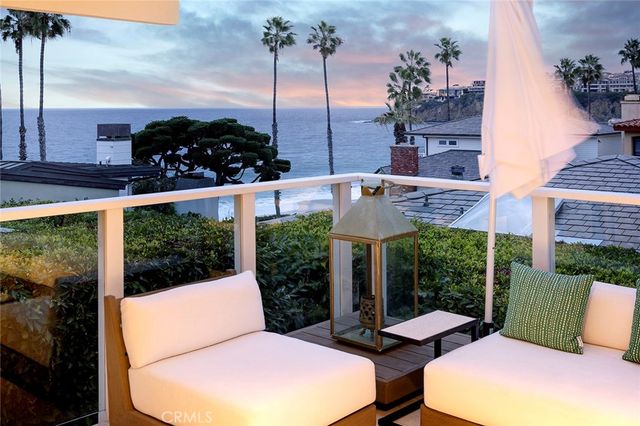 $9,250,000 | 32 Emerald Bay, Laguna Beach, CA 92651