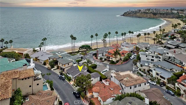 $9,250,000 | 32 Emerald Bay, Laguna Beach, CA 92651