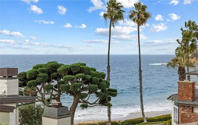 $9,250,000 | 32 Emerald Bay, Laguna Beach, CA 92651
