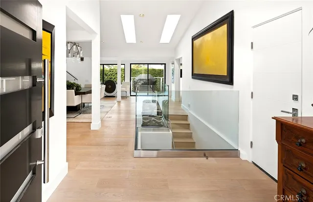$9,250,000 | 32 Emerald Bay, Laguna Beach, CA 92651