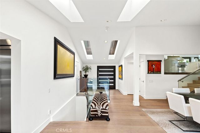 $9,250,000 | 32 Emerald Bay, Laguna Beach, CA 92651