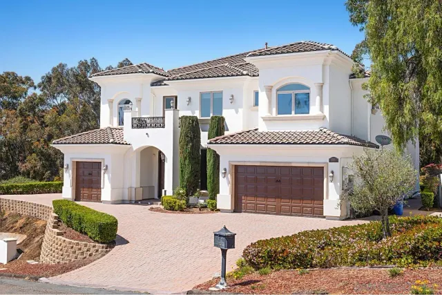 $2,149,900 | 3745 Vista Pointe, Bonita, CA 91902