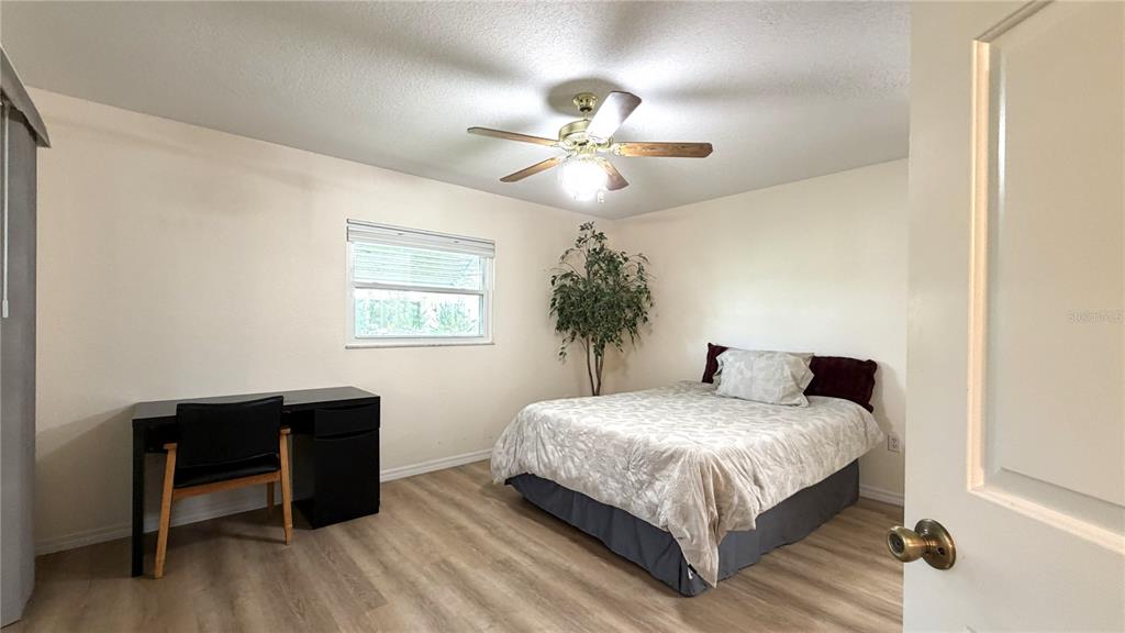 9377 Southeast 174th Loop Summerfield, FL 34491 - Photo 12 of 28