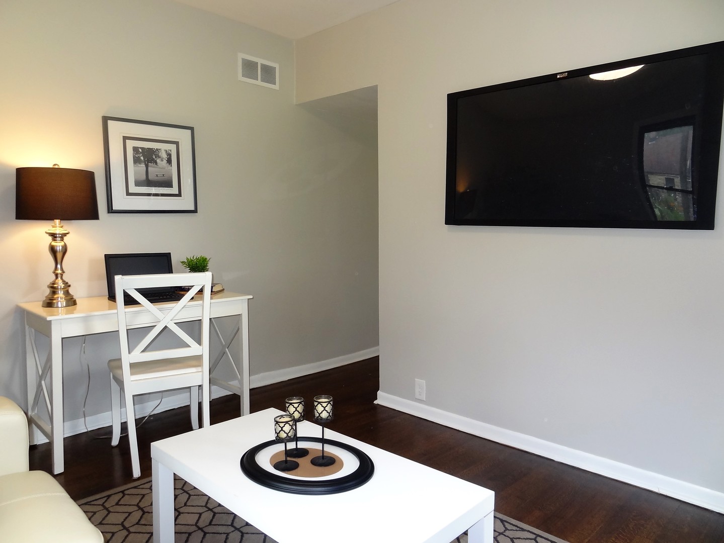 3331 Flossmoor Road Flossmoor, IL 60422 - Photo 9 of 29 a living room with furniture and a wooden floor