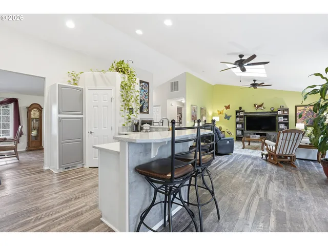 $1,250,000 | 58348 Ross Road, Warren, OR 97053