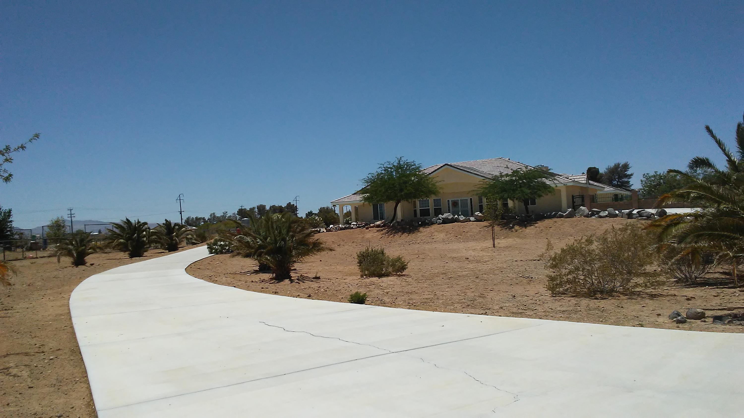 163 North Wildflower Street Ridgecrest, CA 93555 - Photo 4 of 76 6
