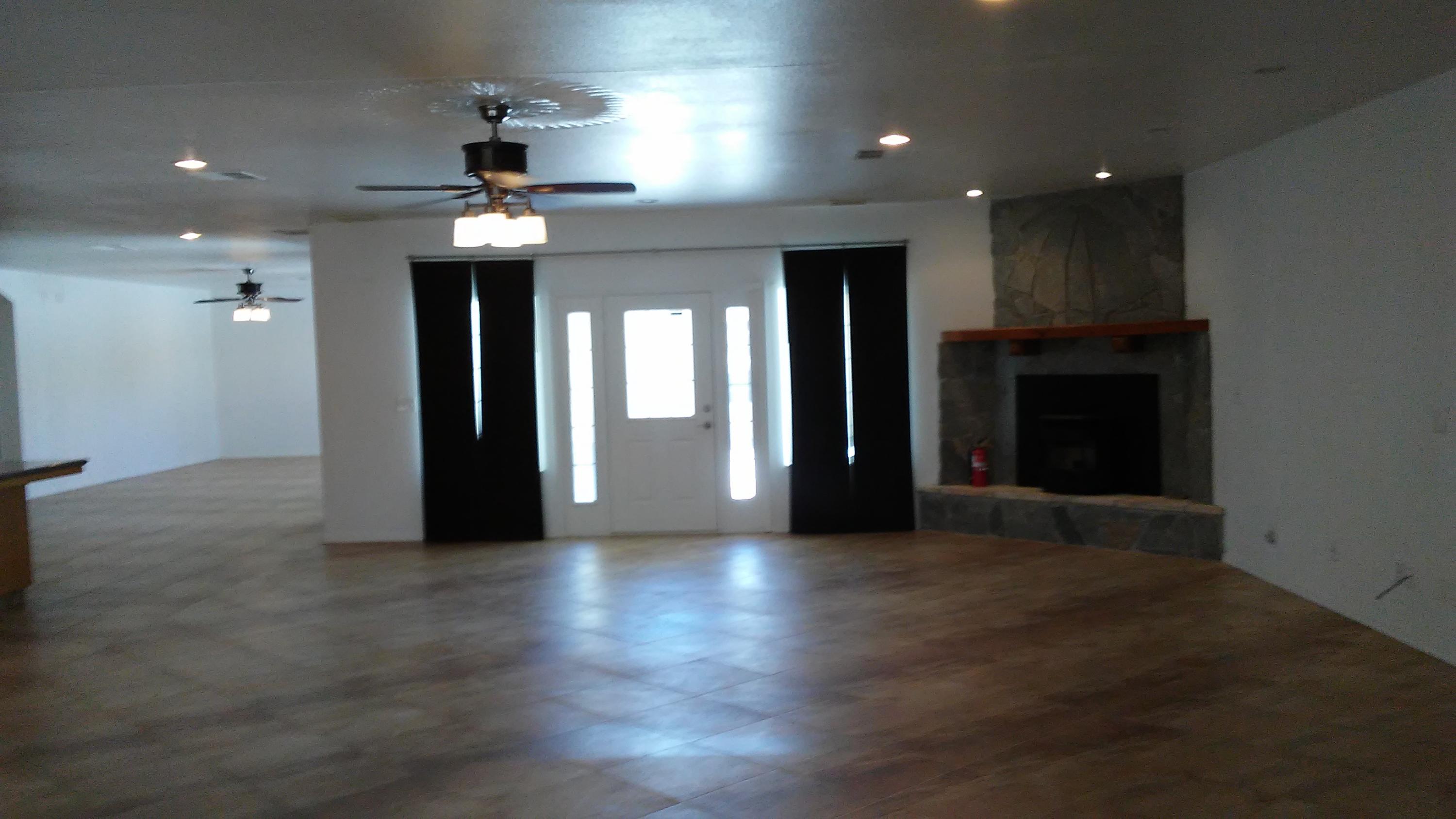 163 North Wildflower Street Ridgecrest, CA 93555 - Photo 9 of 76 11