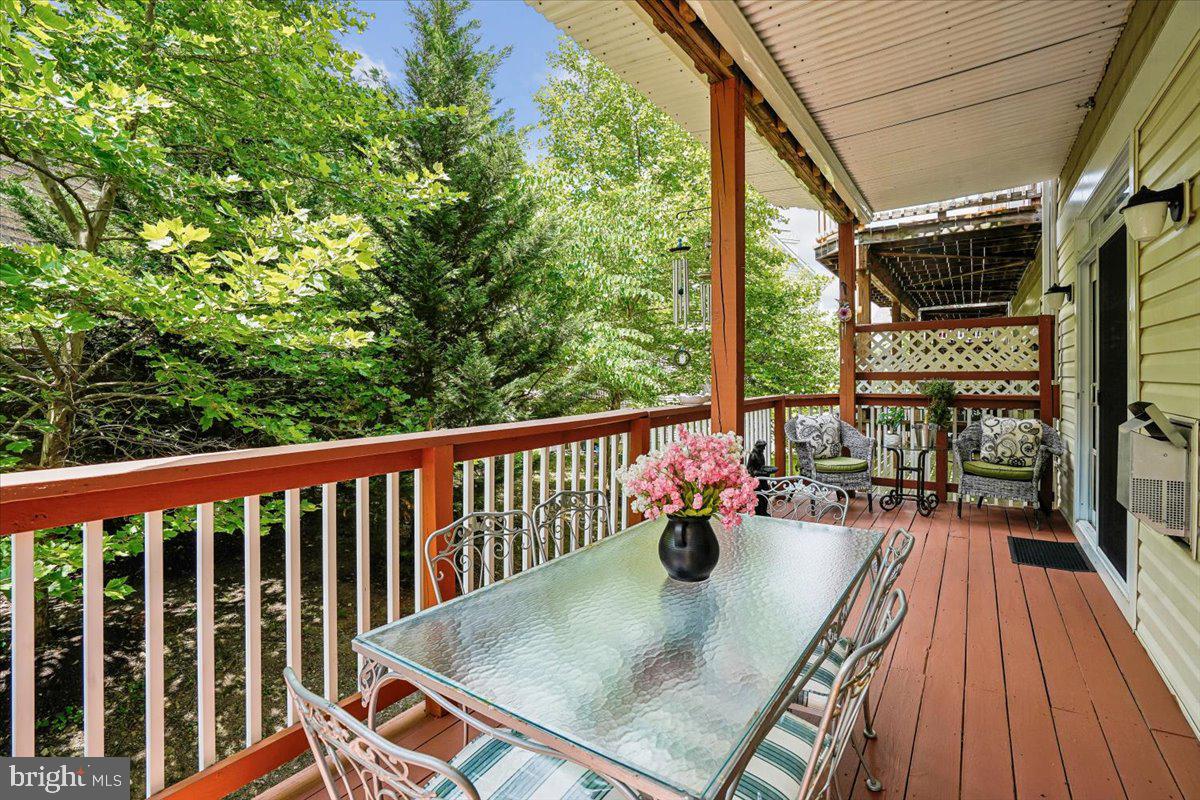 13806 Breezy Ridge Way Woodbridge, VA 22191 - Photo 12 of 42 Deck