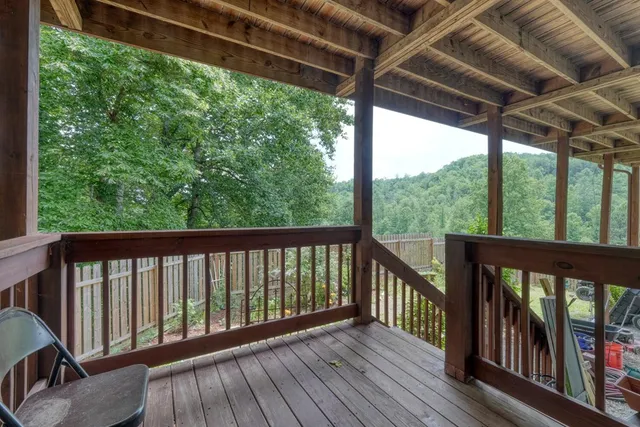$485,000 | 84 Vella Ridge Lane, Hayesville, NC 28904