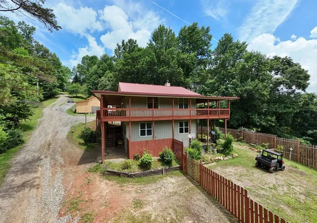 $485,000 | 84 Vella Ridge Lane, Hayesville, NC 28904