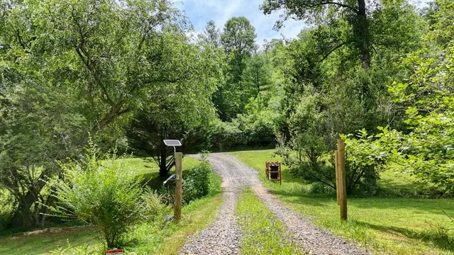 $485,000 | 84 Vella Ridge Lane, Hayesville, NC 28904
