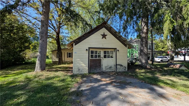 $70,200 | 3653 County Highway, Roseboom, NY 13450