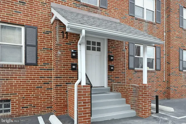 $2,100 | 11 North Black Horse Pike, Unit 1A, Haddon Heights, NJ 08035