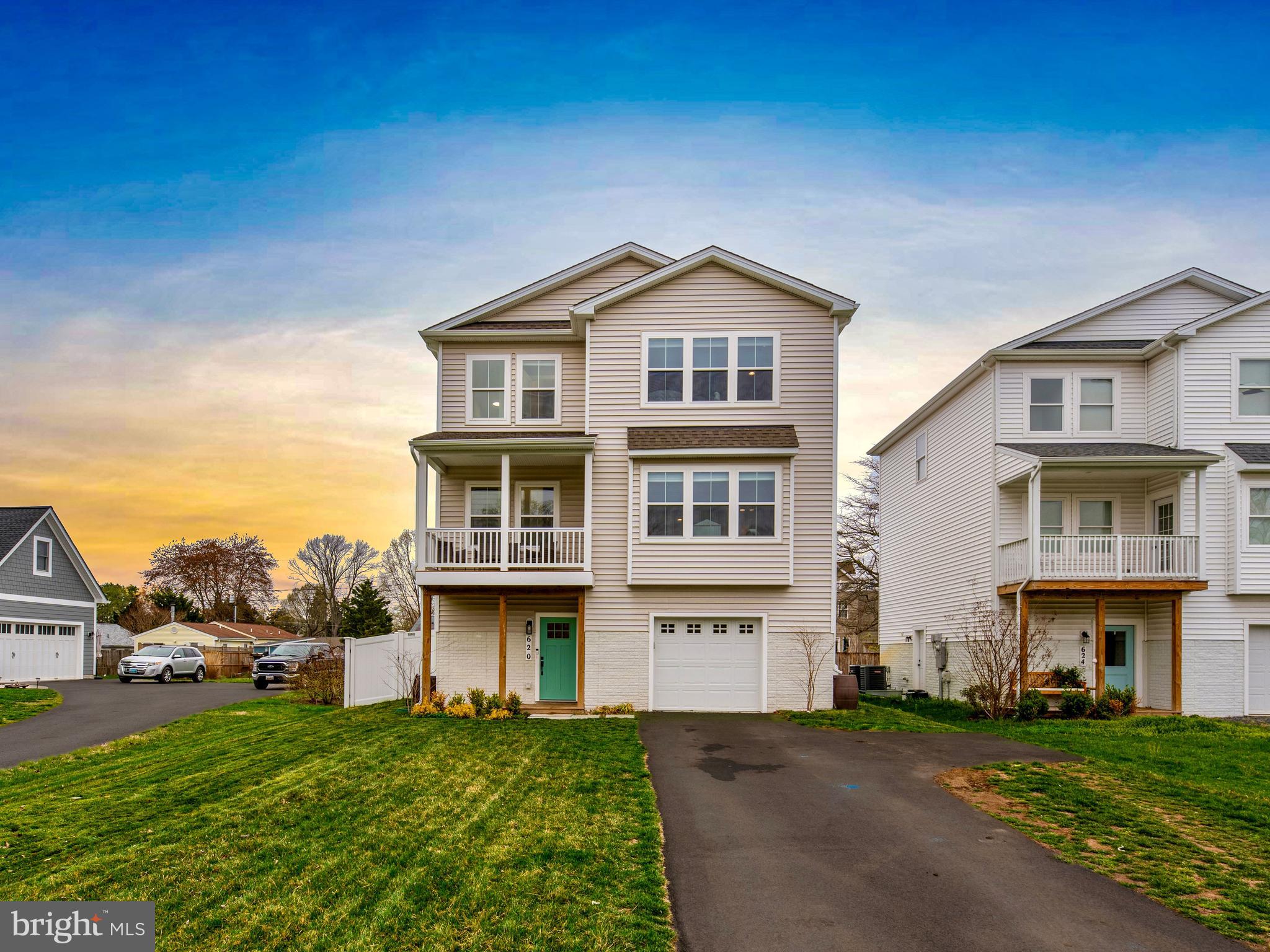 You Can't Beat a Deale Sunset!