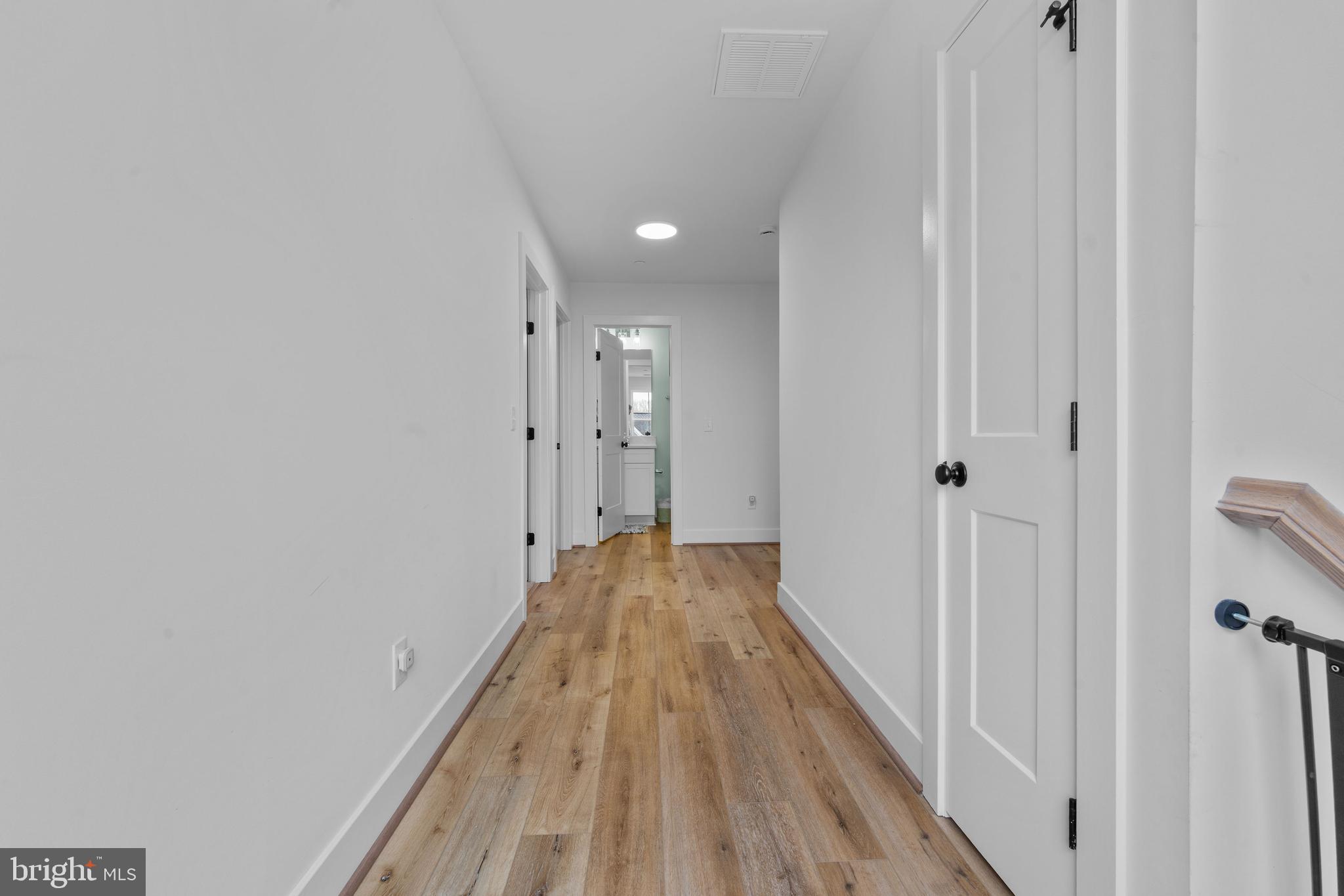 620 Doyle Road Deale, MD 20751 - Photo 12 of 36 Upper level hallway