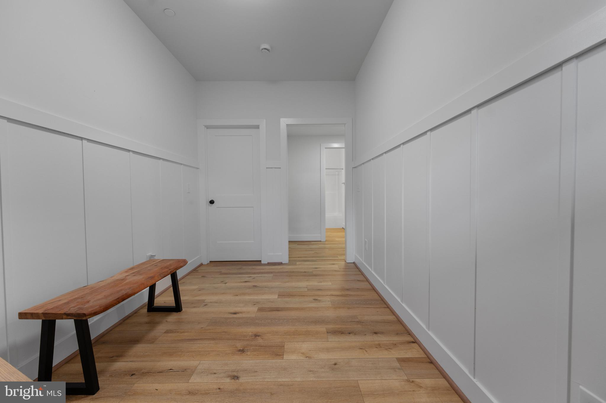 620 Doyle Road Deale, MD 20751 - Photo 2 of 36 Entry foyer