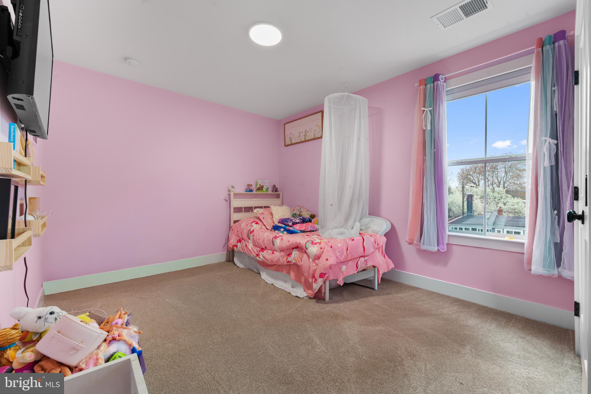 620 Doyle Road Deale, MD 20751 - Photo 21 of 36 Upper level bedroom 3
