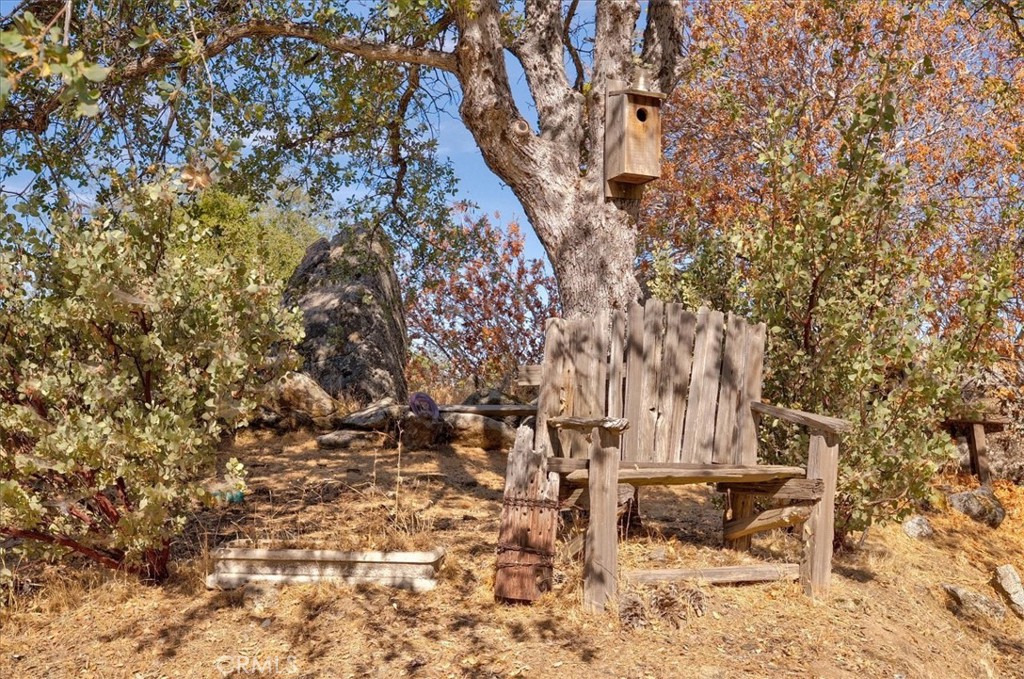 3279 Quail Run Road Mariposa, CA 95338 - Photo 21 of 37