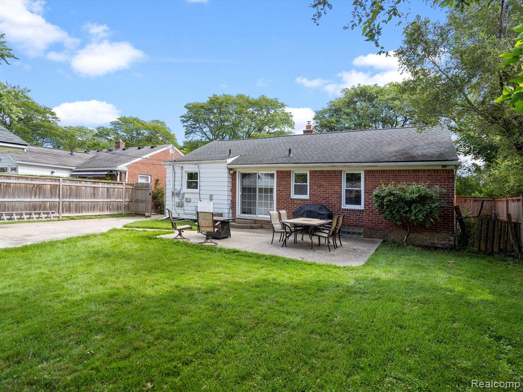 2414 West Webster Road Royal Oak, MI 48073 - Photo 18 of 22 Gallery Image 18