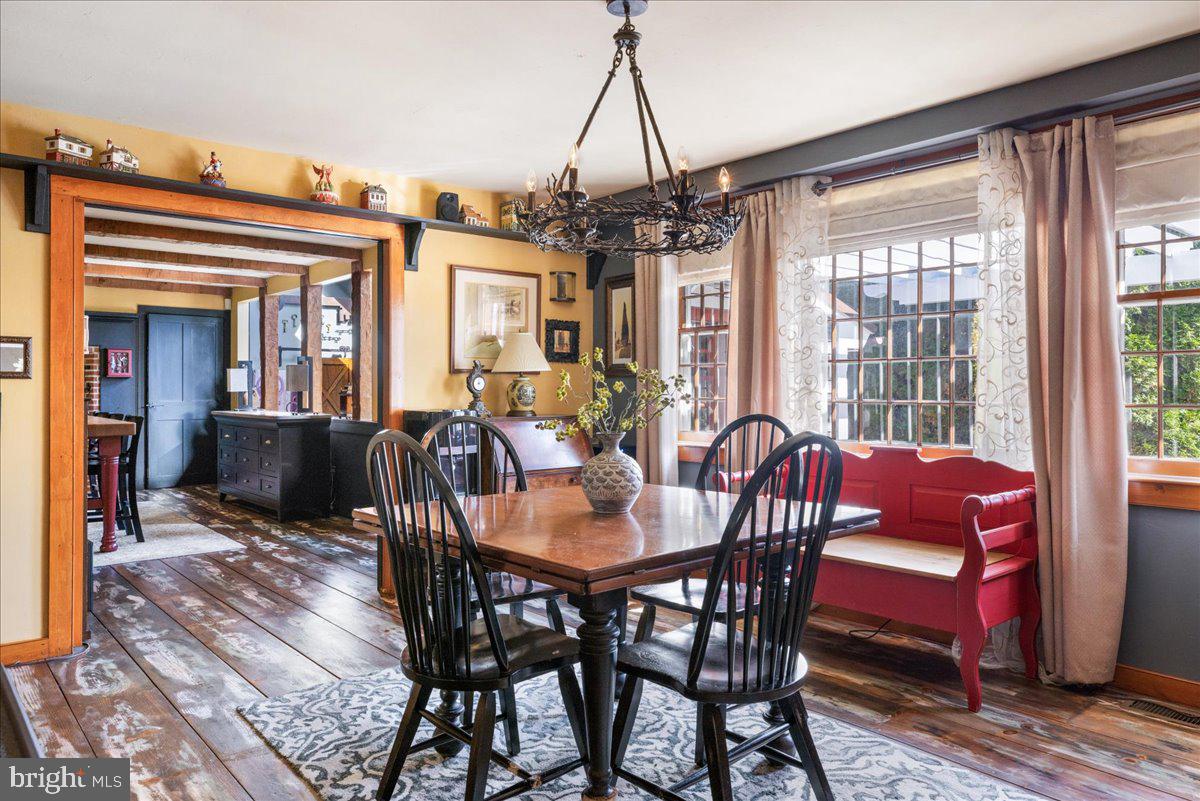 1249 Pebble Hill Road Doylestown, PA 18901 - Photo 13 of 48 Dining room