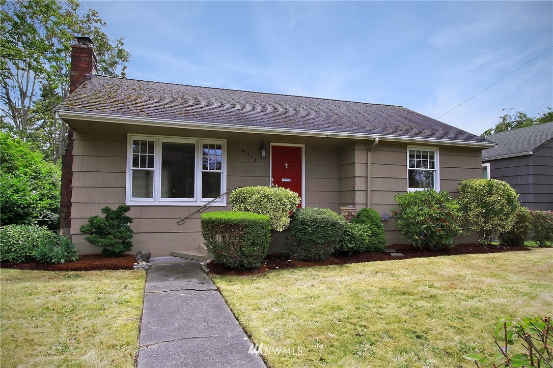 4911 Southwest Dawson Street Seattle, WA 98136 - Photo 2 of 18 Gallery Image 2