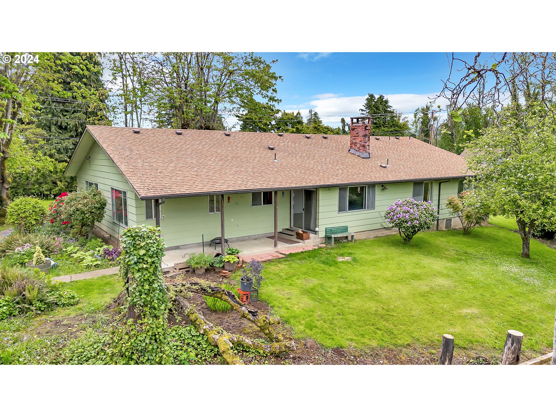8986 Thurston Road Springfield, OR 97478 - Photo 13 of 40 Gallery Image 13