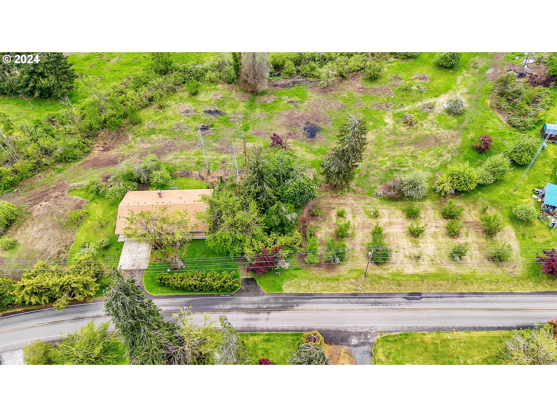 8986 Thurston Road Springfield, OR 97478 - Photo 15 of 40 Gallery Image 15