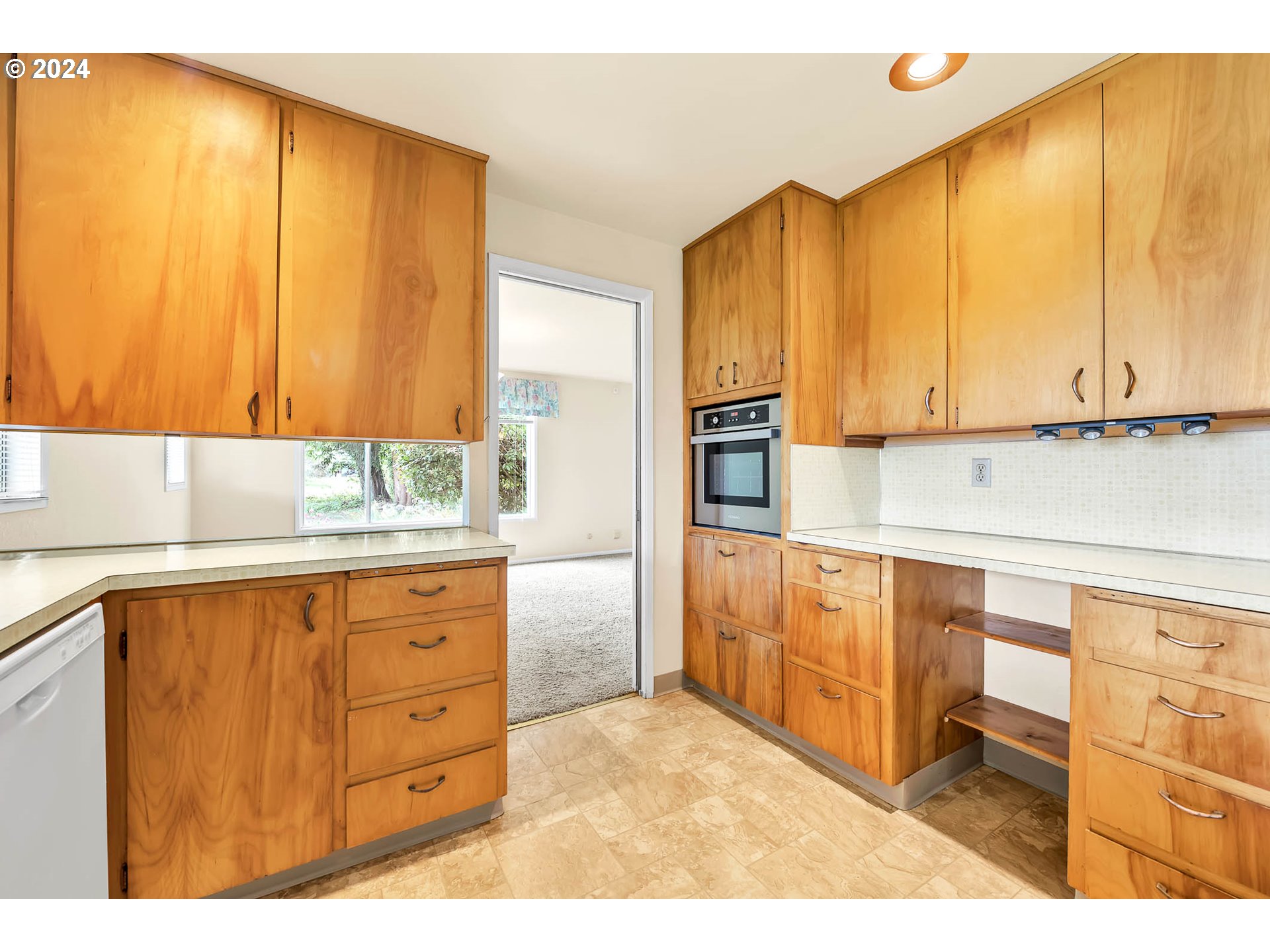 8986 Thurston Road Springfield, OR 97478 - Photo 26 of 40 Gallery Image 26