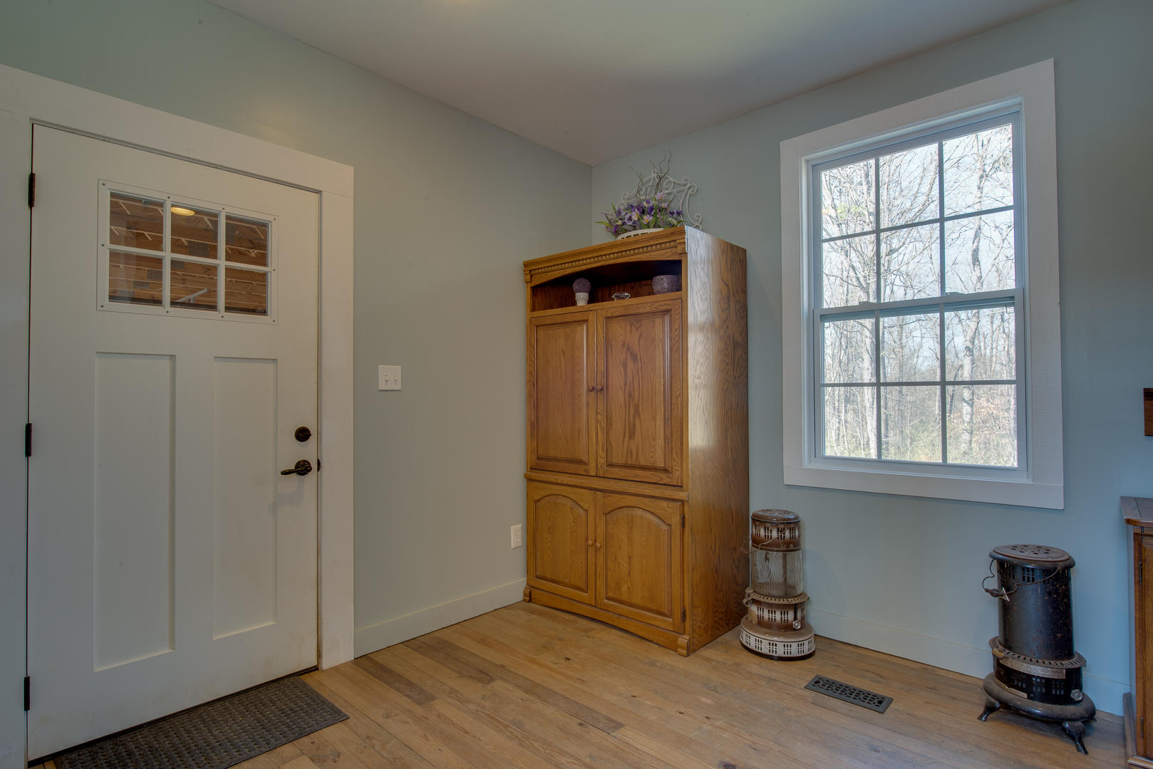 3122 Miser School Road Friendsville, TN 37737 - Photo 26 of 37 GARAGE ENTRANCE