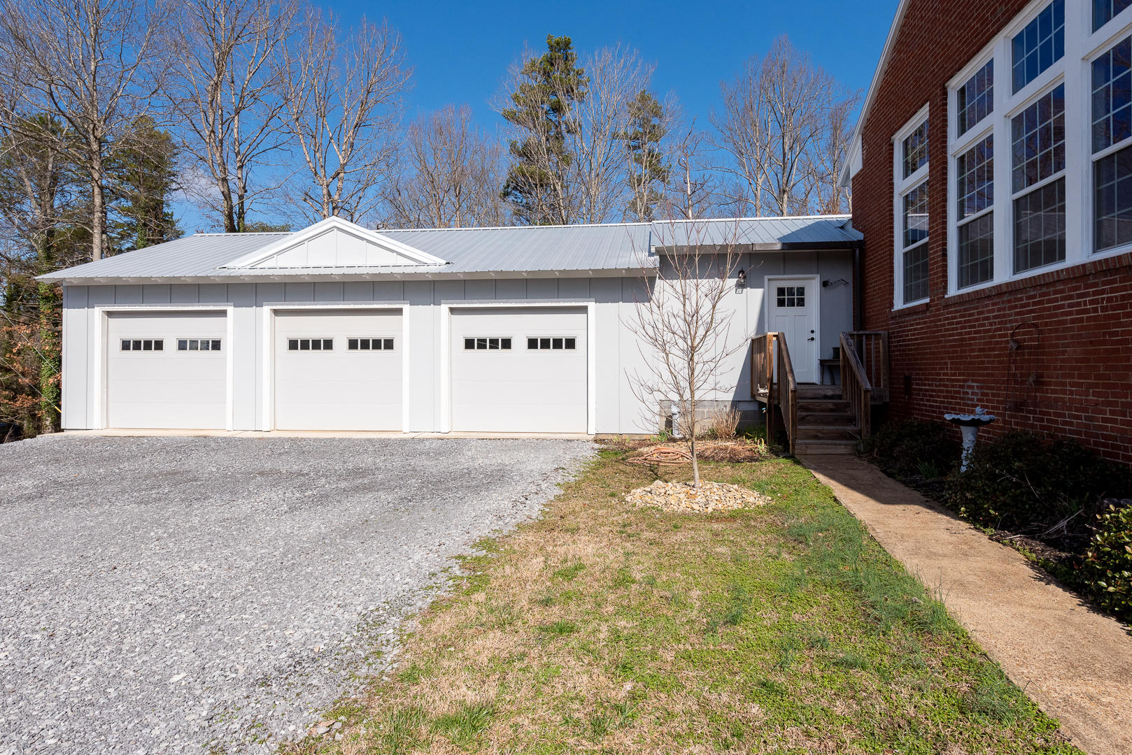 3122 Miser School Road Friendsville, TN 37737 - Photo 33 of 37 THREE CAR GARAGE