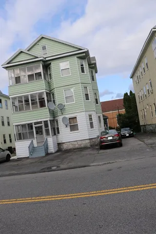 $2,200 | 84 Lovell Street, Unit 1, Worcester, MA 01603