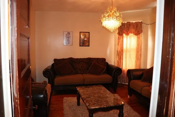 $2,200 | 84 Lovell Street, Unit 1, Worcester, MA 01603