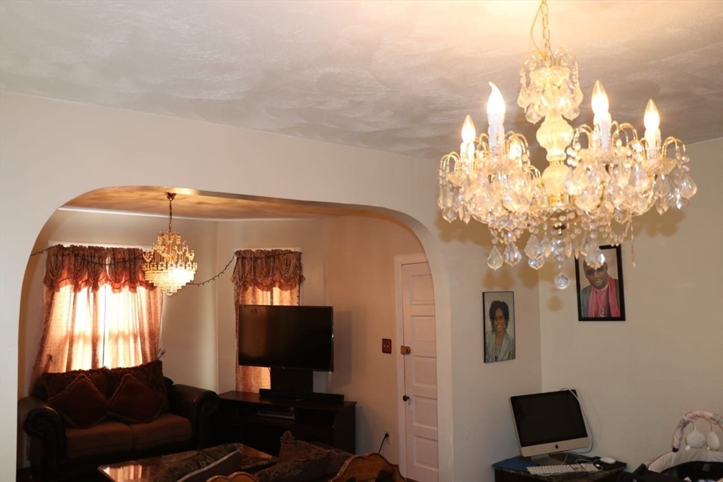 84 Lovell Street, Unit 1 Worcester, MA 01603 - Photo 5 of 11