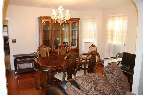 $2,200 | 84 Lovell Street, Unit 1, Worcester, MA 01603