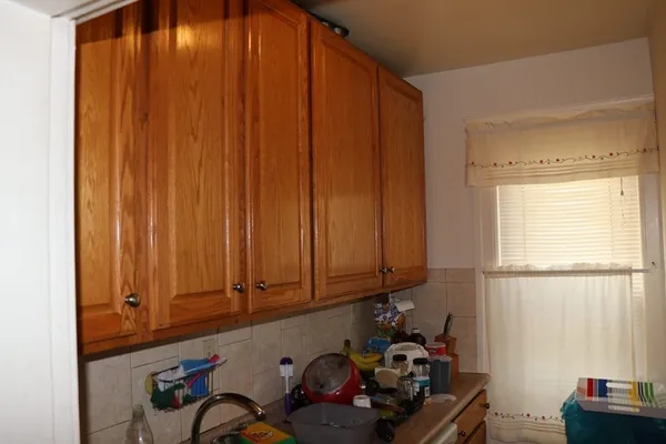 $2,200 | 84 Lovell Street, Unit 1, Worcester, MA 01603