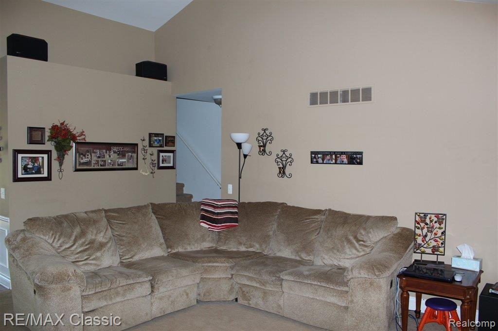 1278 North Lilley Road Canton, MI 48187 - Photo 6 of 25 Great Room