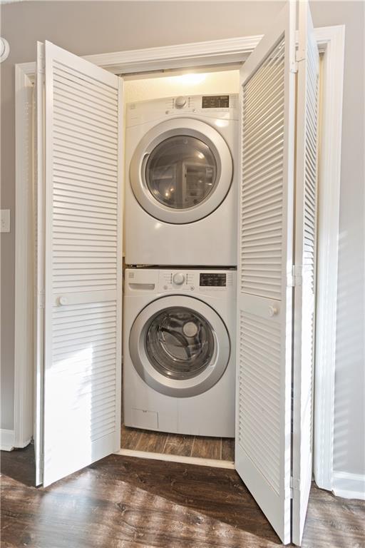 641 Riverside Drive Ellijay, GA 30540 - Photo 31 of 42 a utility room with dryer and washer