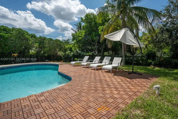 $6,950 | 736 Prosperity Farms Road, North Palm Beach, FL 33408