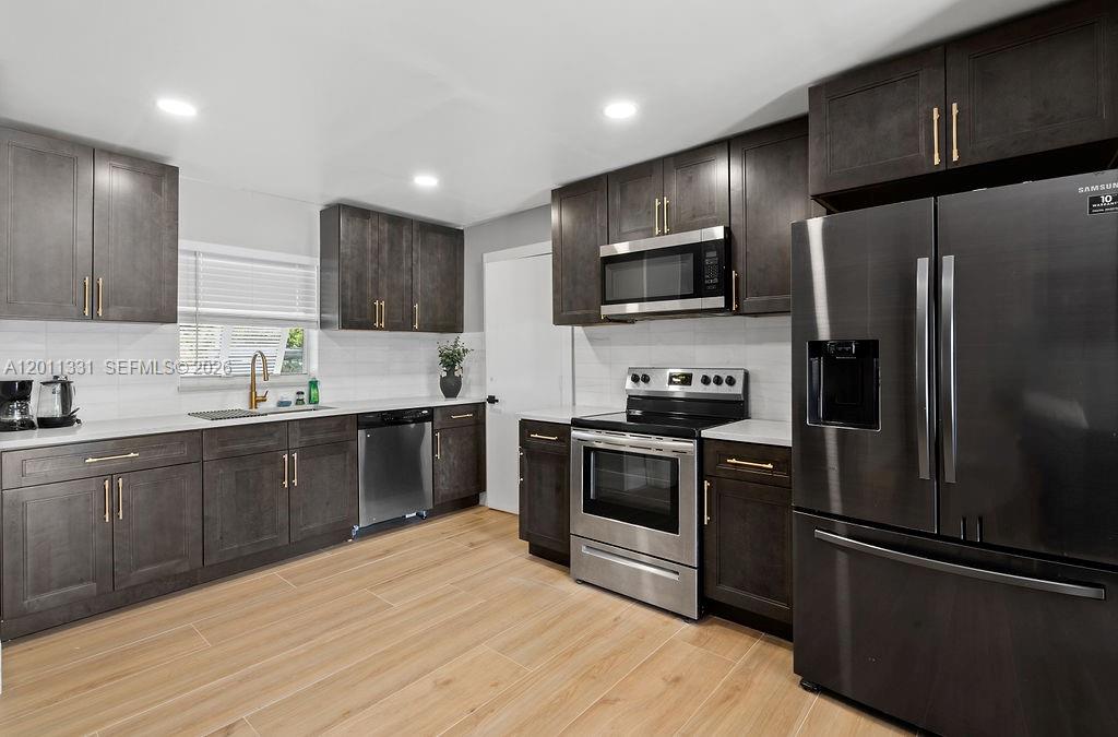 736 Prosperity Farms Road North Palm Beach, FL 33408 - Photo 22 of 31