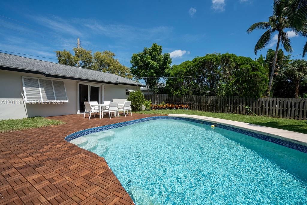 736 Prosperity Farms Road North Palm Beach, FL 33408 - Photo 27 of 31