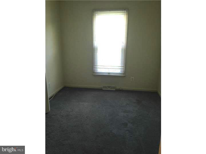 81 Estates Road Pine Hill, NJ 08021 - Photo 12 of 17