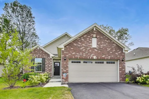 $369,000 | 1101 Black Cherry Drive, Crystal Lake, IL 60012