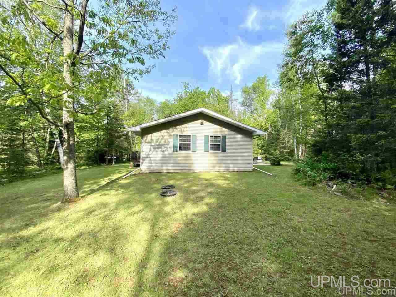 2326 Cliff's Road Niagara, WI 54151 - Photo 11 of 27