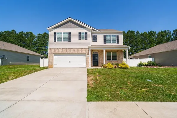 $399,900 | 156 Nunally Drive, Baxter, TN 38544