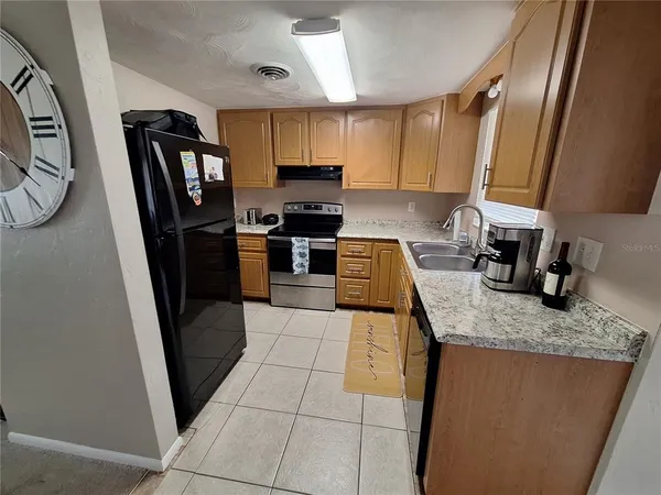 $1,995 | 858 East 7th Street, Englewood, FL 34223