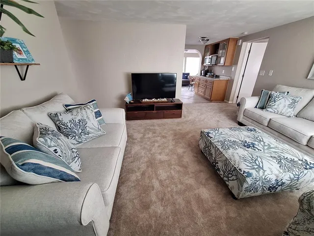 $1,995 | 858 East 7th Street, Englewood, FL 34223