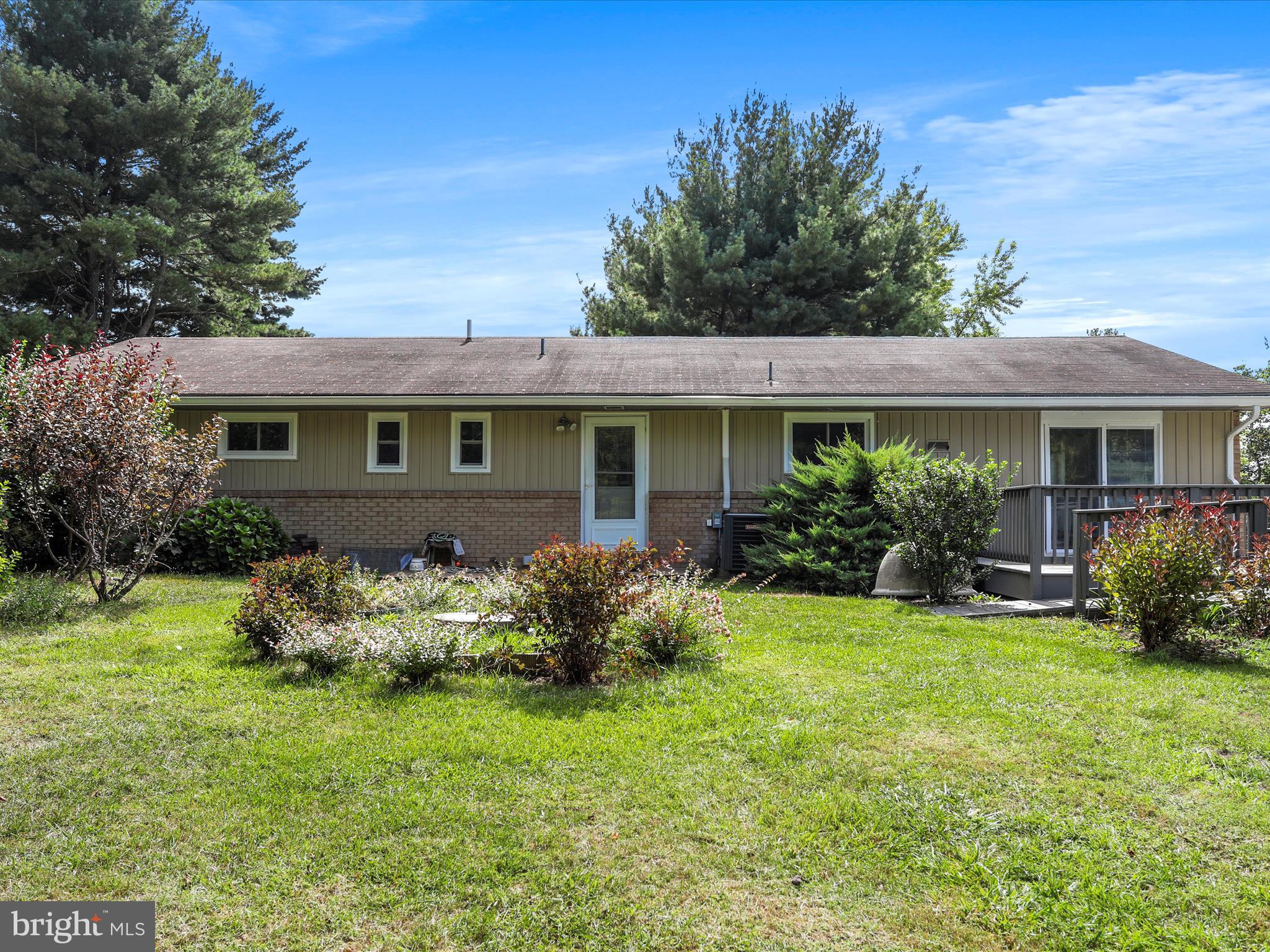 16530 Heather Ridge Road Hagerstown, MD 21740 - Photo 3 of 61 Gallery Image 3